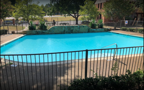 Wynnewood-Gardens 01